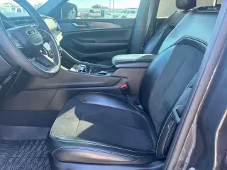 Jeep Grand Cherokee L 2024 4x4 Laredo 4dr SUV