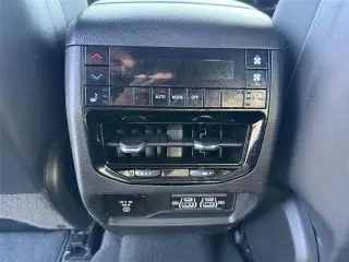Jeep Grand Cherokee L 2024 4x4 Limited 4dr SUV