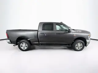 Ram 2500 2025 4x4 Tradesman 4dr Crew Cab 6.3 ft. SB Pickup