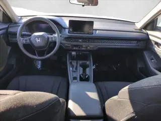 Honda Accord 2025 LX 4dr Sedán