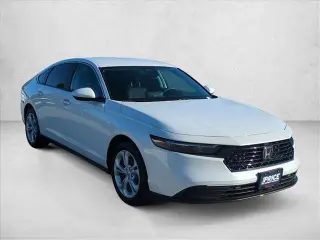 Honda Accord 2025 LX 4dr Sedán