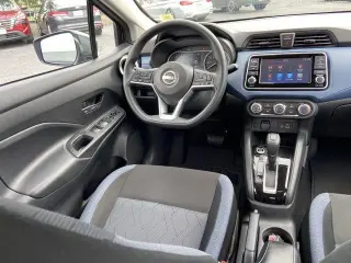 Nissan Versa 2025 SV 4dr Sedán