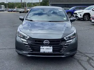 Nissan Versa 2025 SV 4dr Sedán