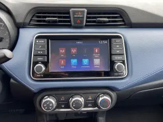 Nissan Versa 2025 SV 4dr Sedán