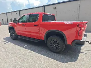 Chevrolet Silverado 1500 2023 4x4 LT Trail Boss 4dr Crew Cab 5.8 ft. SB