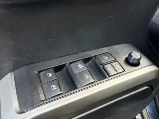 Toyota Tacoma 2022 4x2 SR5 V6 4dr Double Cab 5.0 ft SB