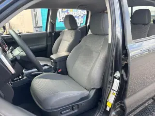 Toyota Tacoma 2022 4x2 SR5 V6 4dr Double Cab 5.0 ft SB