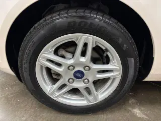 Ford Fiesta 2018 SE Sedán de 4 puertas