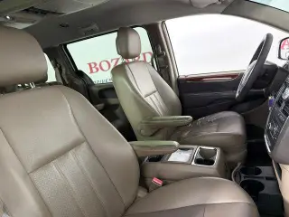 Chrysler Town and Country 2012 Touring 4dr Mini-Van