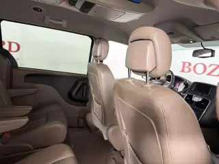 Chrysler Town and Country 2012 Touring 4dr Mini-Van