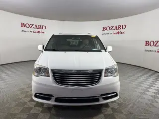 Chrysler Town and Country 2012 Touring 4dr Mini-Van
