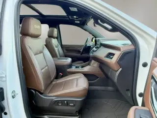 Chevrolet Suburban 2021 4x4 High Country 4dr SUV
