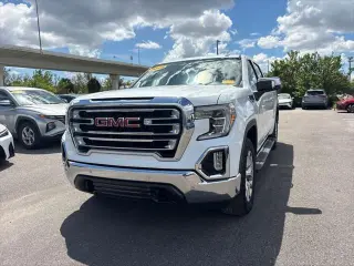 GMC Sierra 1500 2019 4x4 SLT 4 puertas Crew Cab 5.8 pies SB