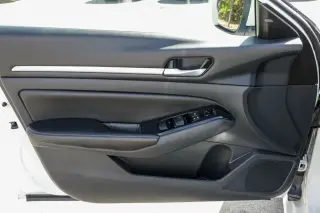 Nissan Altima 2023 2.5 SV 4dr Sedán