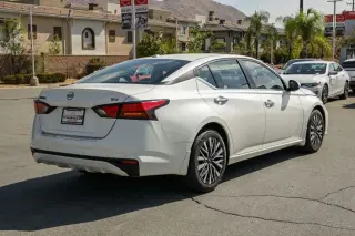 Nissan Altima 2023 2.5 SV 4dr Sedán