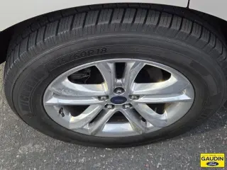 Ford Edge 2016 SEL 4dr Crossover