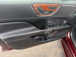 Lincoln Continental 2020 AWD Standard 4dr Sedán