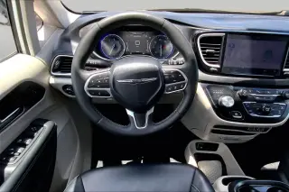 Chrysler Pacifica 2024 Touring L 4dr Mini-Van