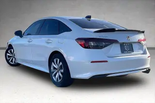 Honda Civic 2025 LX 4dr Sedán
