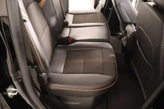 GMC Canyon 2024 4x4 AT4 4puertas Crew Cab 5 pies. SB