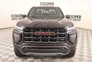 GMC Canyon 2024 4x4 AT4 4puertas Crew Cab 5 pies. SB