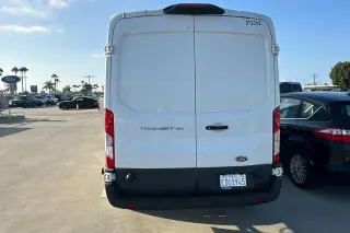 Ford Transit 2018 150 3dr LWB Techo Medio Furgón de Carga con Puerta Deslizante del Lado del Pasajero