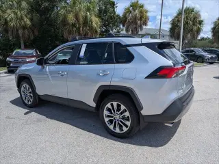Toyota RAV4 2025 Limited 4 SUV