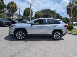 Toyota RAV4 2025 Limited 4 SUV