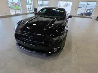 Ford Mustang 2015 GT Premium 2dr Fastback