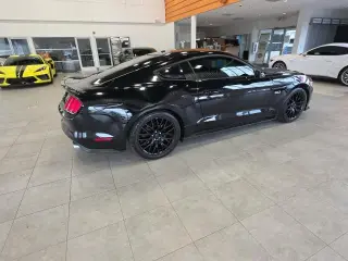 Ford Mustang 2015 GT Premium 2dr Fastback