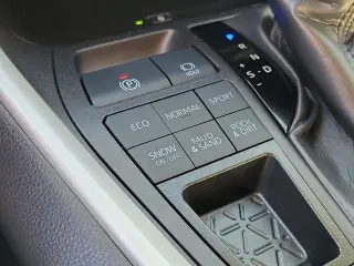Toyota RAV4 2023 AWD XLE Premium 4dr SUV