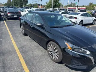 Nissan Altima 2024 2.5 SV Sedán 4 puertas