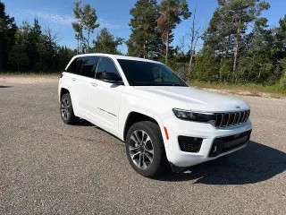 Jeep Grand Cherokee 2023 4x4 Overland 4dr SUV