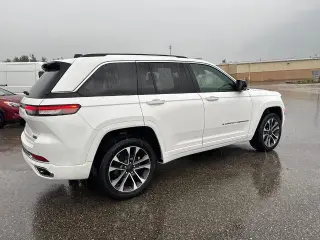 Jeep Grand Cherokee 2023 4x4 Overland 4dr SUV