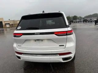 Jeep Grand Cherokee 2023 4x4 Overland 4dr SUV