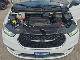 Chrysler Pacifica 2024 Touring L 4dr Mini-Van