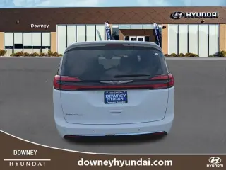 Chrysler Pacifica 2024 Touring L 4dr Mini-Van