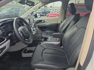 Chrysler Pacifica 2024 Touring L 4dr Mini-Van