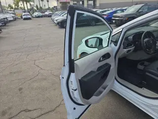 Chrysler Pacifica 2024 Touring L 4dr Mini-Van