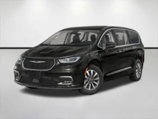 Chrysler Pacifica Híbrido enchufable 2024 Pinnacle 4pt Minivan