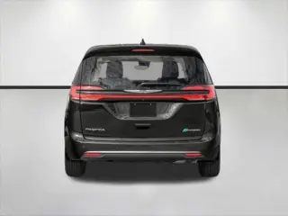 Chrysler Pacifica Híbrido enchufable 2024 Pinnacle 4pt Minivan