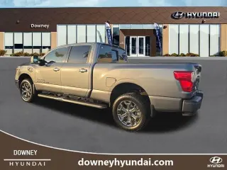 Nissan Titan XD 2019 4x4 S 4dr Crew Cab (Diésel)