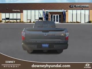 Nissan Titan XD 2019 4x4 S 4dr Crew Cab (Diésel)