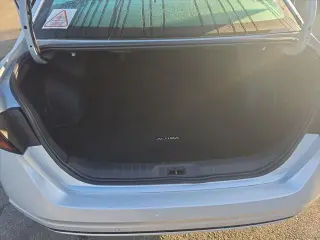 Nissan Altima 2024 2.5 SV 4dr Sedán