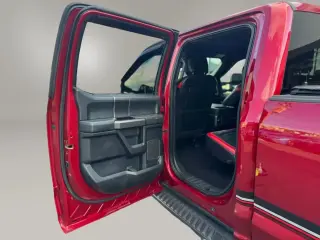 Ford F-150 2019 4x4 Lariat 4dr SuperCrew 6.5 ft. SB