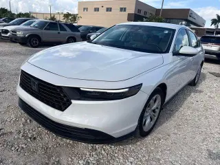 Honda Accord 2024 LX 4dr Sedán