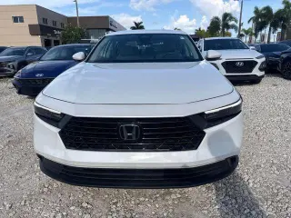 Honda Accord 2024 LX 4dr Sedán