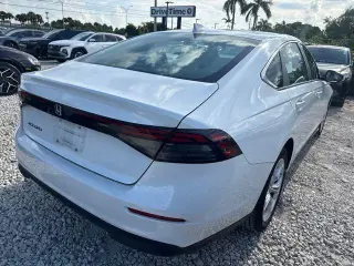 Honda Accord 2024 LX 4dr Sedán