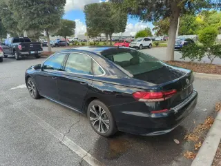 Volkswagen Passat 2022 SE 4dr Sedán