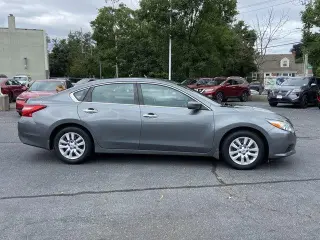 Nissan Altima 2017 2.5 S 4dr Sedán